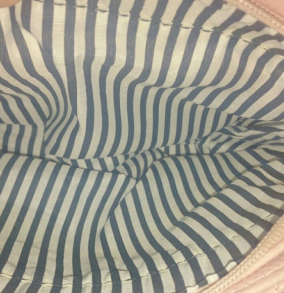 ***NEVER USED***Designer style small shoulder bag - Picture 3 of 4